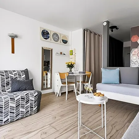 Climatise, Balcon, Piscine- Cap D'agde Port Apartment *