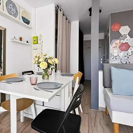 Climatise, Balcon, Piscine- Cap D'agde Port Apartment *