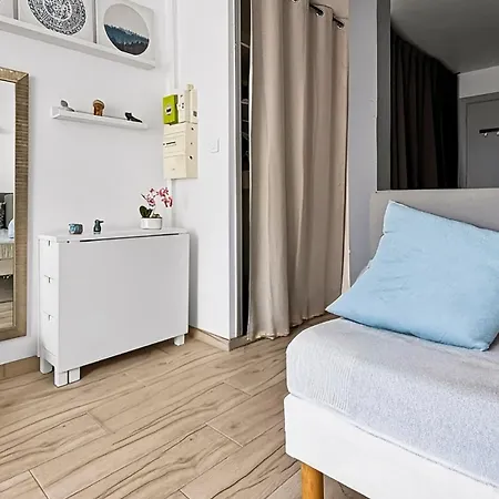 Climatise, Balcon, Piscine- Cap D'agde Port Apartment
